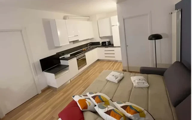 APT D2-MONOLOCALE 3