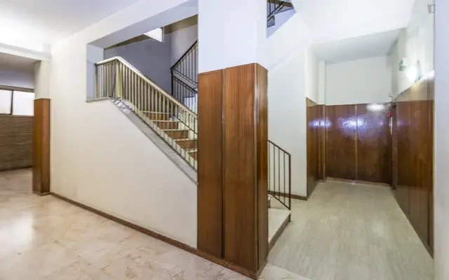 Welcoming double bedroom close to Università Roma TRE - Architettura 3