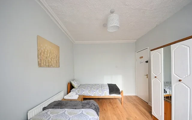 133 Lower Glanmire Road 2