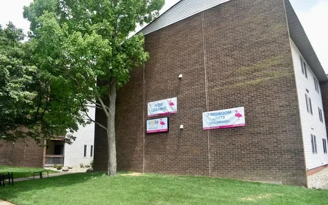 106 S Gregory Street, Urbana, IL 61801 0