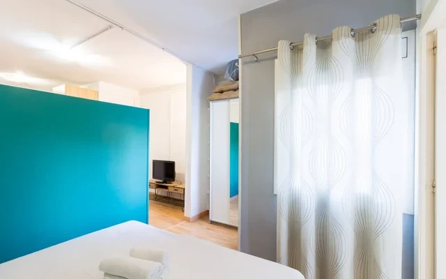 NIce one bedroom flat right in SAnt Andreu, super easy to commute to the centre, just 10 min 2
