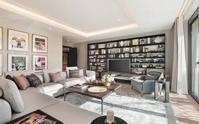 Whistler Square, Chelsea Barracks, Belgravia, London, SW1W 8BW 3