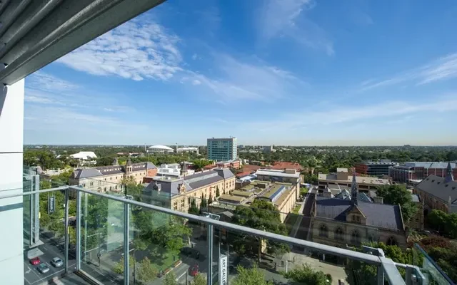 Student Living - East West 2