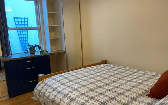 Saint Joseph's Avenue 1