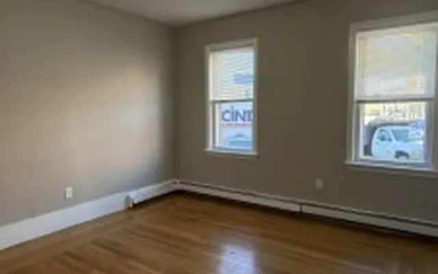 75 Division St., #1, Chelsea - Suffolk County student accommodation - 1 Bed / 1 Bath