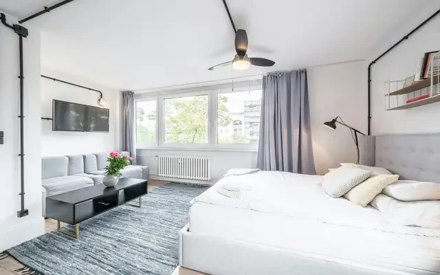 Bismarckstrass 1