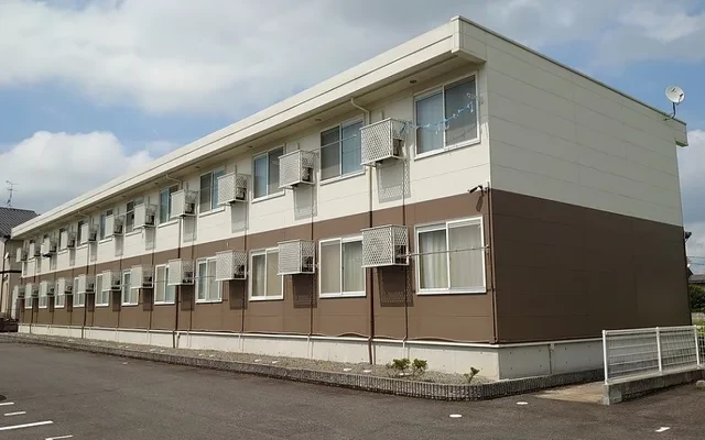 レオパレスレフォルム 0