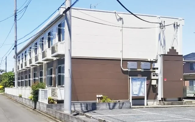 レオパレスコンフィアンス 0