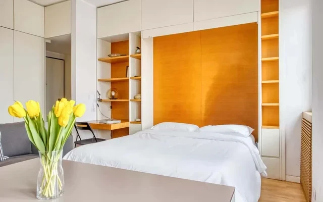 Vibrant studio w/ balcony 2
