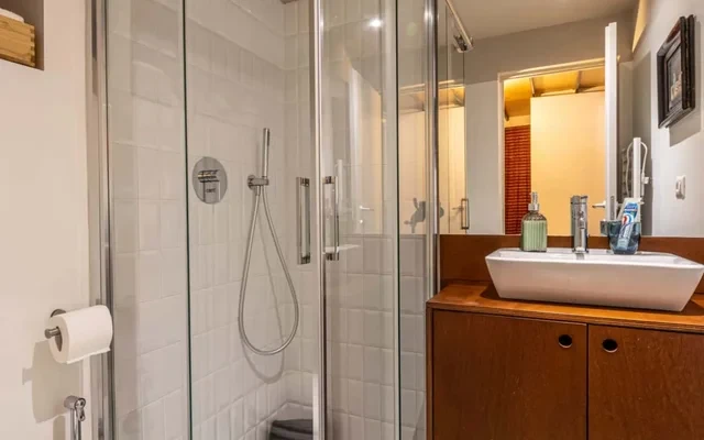 Cozy Pied-a-terre in Navigli 4
