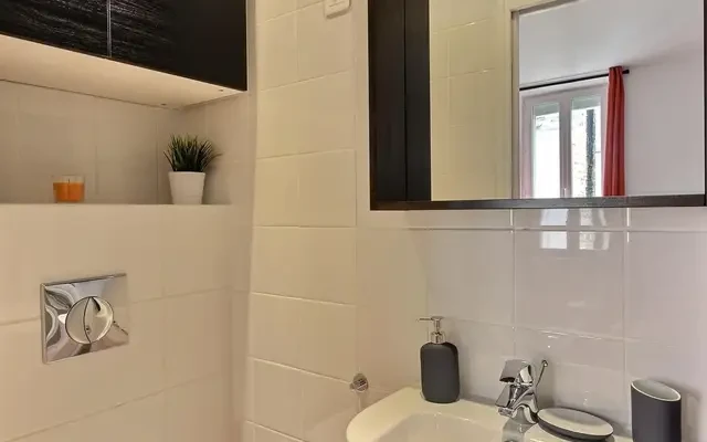 studio in Saint Germain des Prés 1
