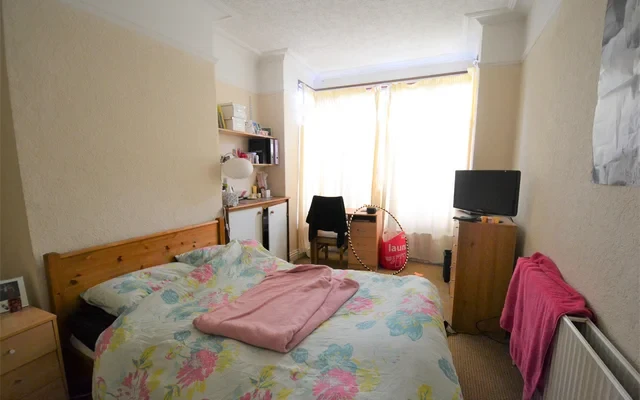 Entire Place·5B2B···964 Pershore Road, Selly Oak 0