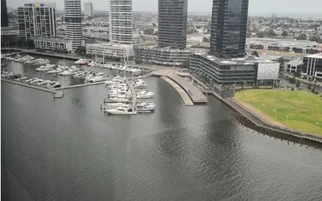 889 Collins Street, Docklands 4