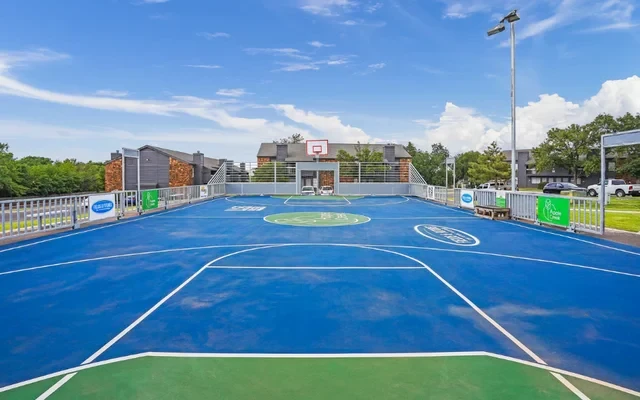 Apple Creek Stillwater - alloggio per studenti a Stillwater - campo da basket