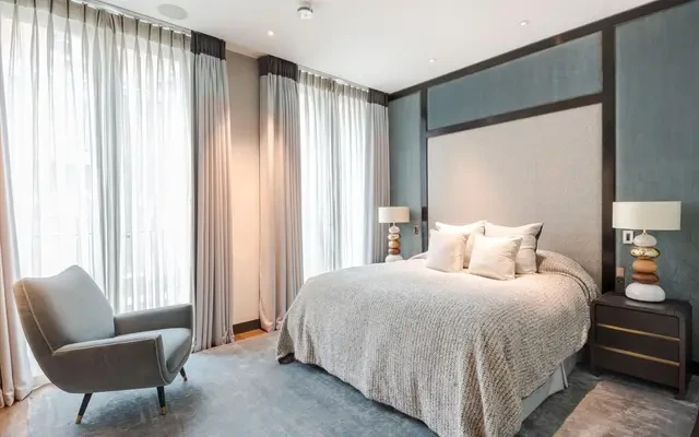 Mayfair, 77 South Audley Street, London, W1K 1JG 3