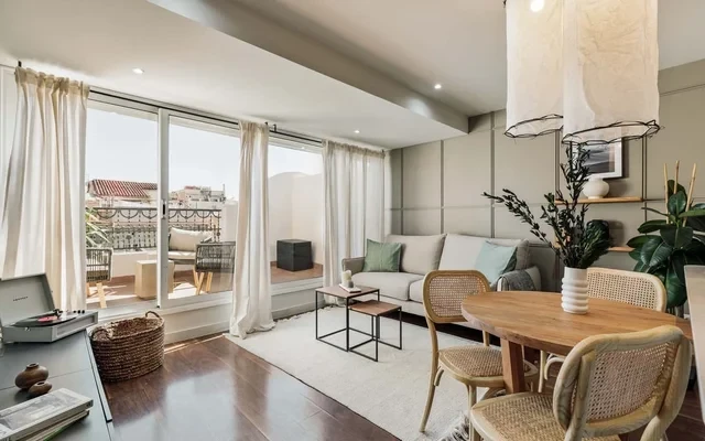 Neu - 2 bedrooms and terrace in Eixample Esquerra 1