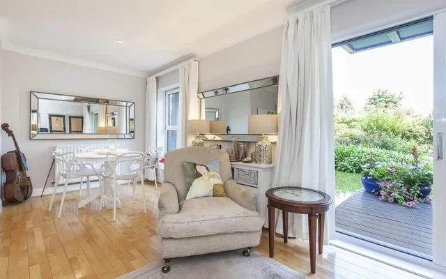 LH-Providence Square 3