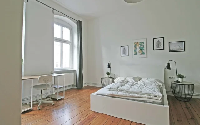 Moderne Altbau-Wohnung WG-geeignet 3