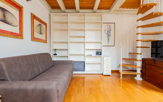 INGEGNOLI1 Bright top floor apartment 0