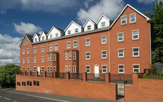 75 Hyde Park Road 1
