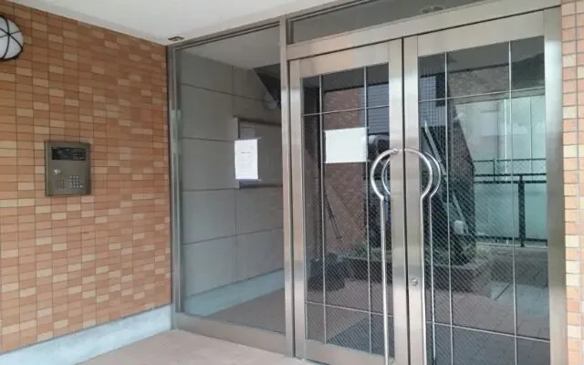 Junes O.C. U Room 208 1