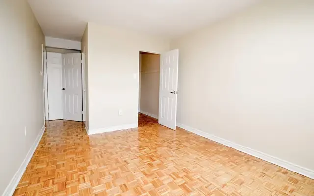 Robinson Place 4