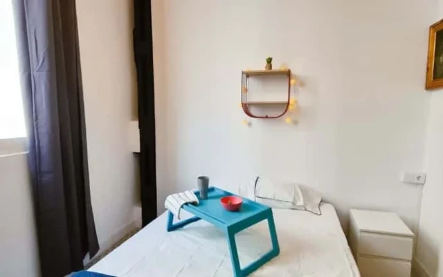 Piso de 6 habitaciones en Ciutat Vella 2