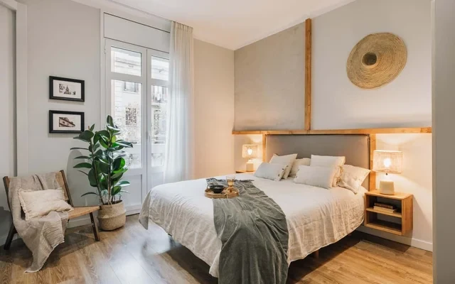 Giralda - 3 bedrooms in Sagrada Familia 2