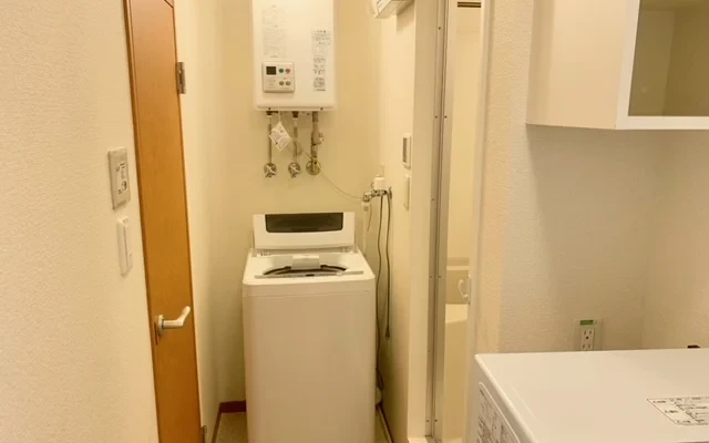 レオパレスＫ　Ｔ - 室蘭市の学生向け宿泊施設 - 101号房间(带独立厨房)