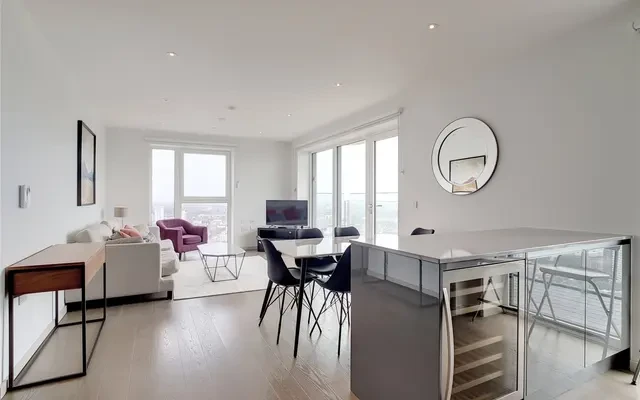 Glasshouse Gardens, London, E20 4