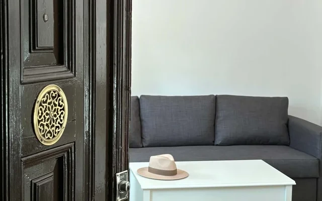 Apartment in Calle de Murillo, Madrid for 40 m² 2