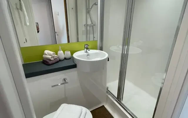 LIV Phoenix Place 4