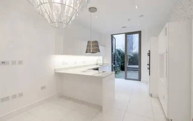 Bonchurch Road, London, W10 5LH 2