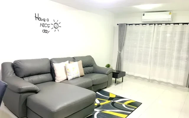 3-BR Townhouse for Rent, ฿17,000/month, The Connect Watcharaphon Express Way 0