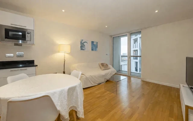 CM-Cobalt Point - London student accommodation - 1 Bedroom 1 Bathroom - Flat 617