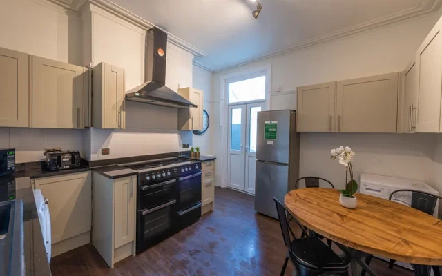 109 Mount Pleasant Road 2