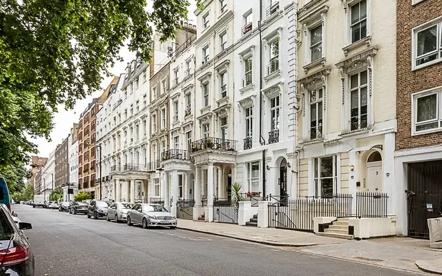 Queensborough Terrace 12020# 0