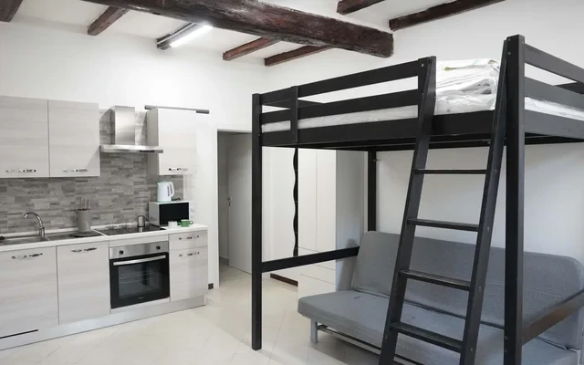 Appartamento in via Palestro 11 0