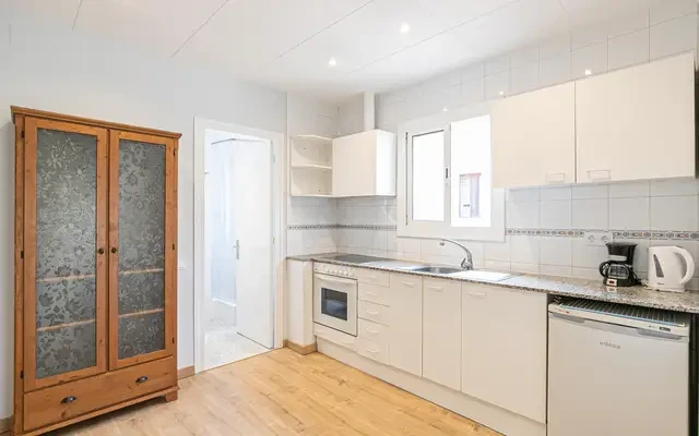 studio near Carrer de Guifré  4