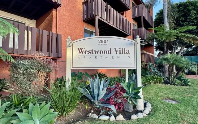 Westwood Villa 2