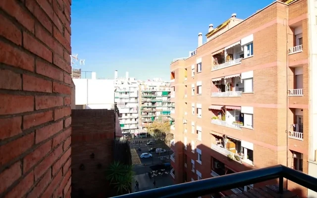 Carrer de Sant Fructuos Barcelona 08004 Spain 0