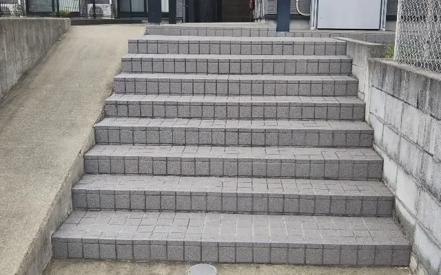 レオパレスカメリアⅢ 1