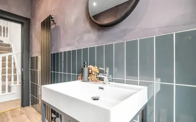 3 bed apartment with parking 4
