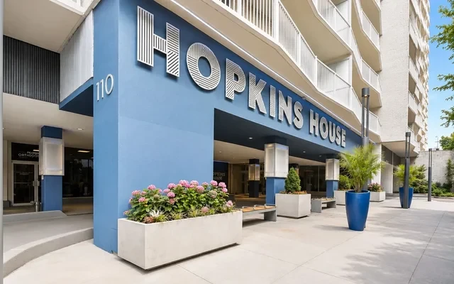 Hopkins House Apartments - 볼티모어 MD 학생 숙소