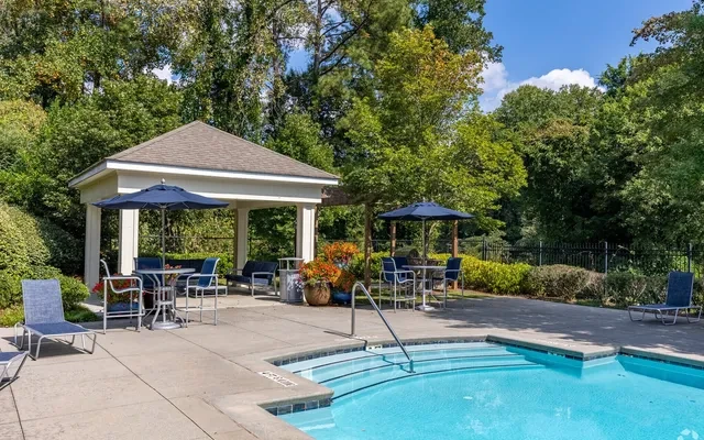 Seven Springs Apartments 3