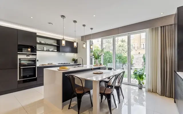 Brewery Lane, Twickenham, TW1 1AW 3
