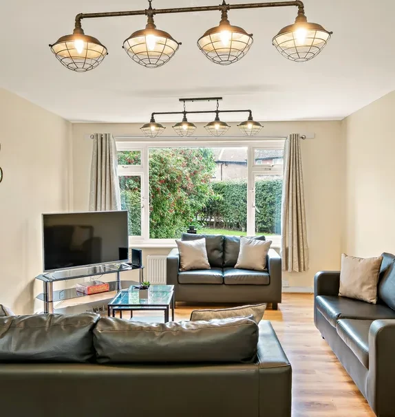 2 Stanmore Crescent