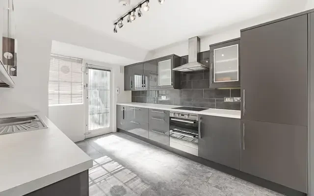 Clarewood Court, Crawford Street, Marylebone, London, W1H 2NW 1
