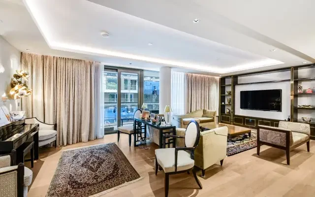 Thomas Earle House, Warwick Lane, London W14 1