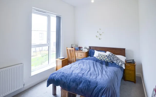 Entire Place·3B2.5B···8 Bird Close 1